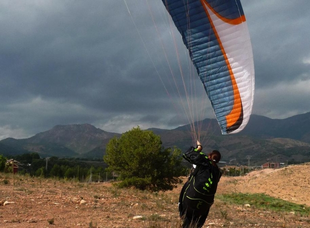  atterrare con il parapendio 